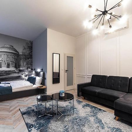Catalog Boutique Rooms Debrecen Exterior foto