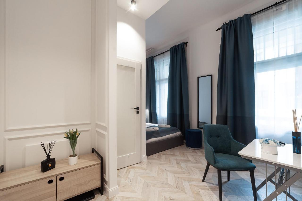 Catalog Boutique Rooms Debrecen Exterior foto