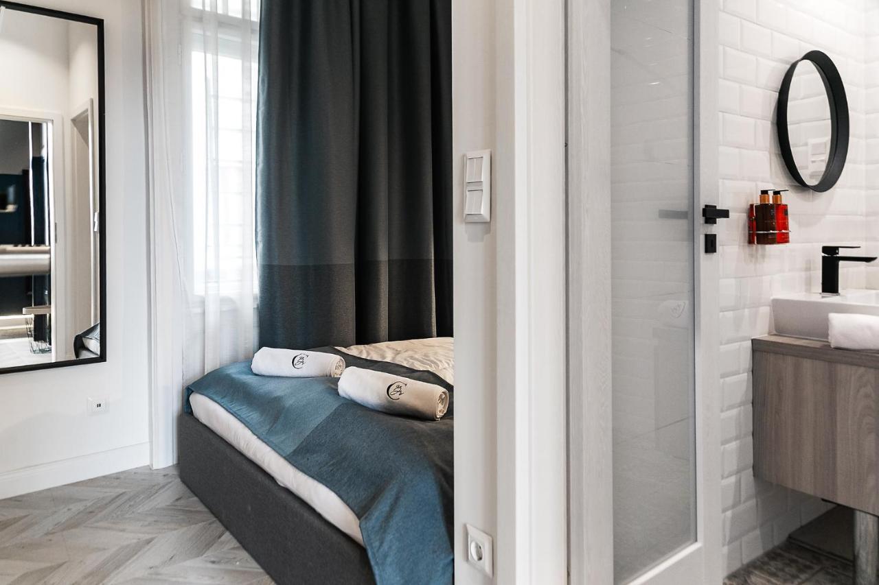 Catalog Boutique Rooms Debrecen Exterior foto